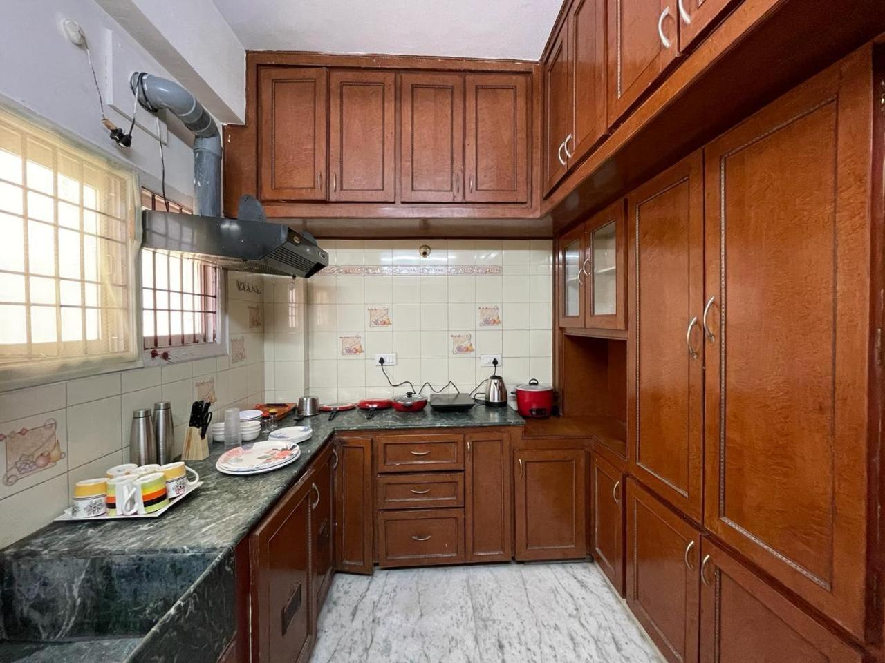Servostay 5 Fully Furnished 2 Bhk Flats In Mvp Colony, Vizag Visakhapatnam Buitenkant foto
