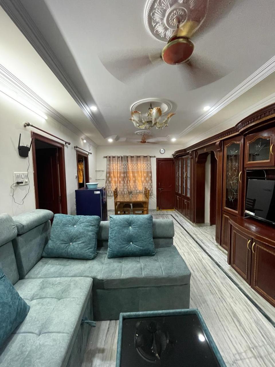 Servostay 5 Fully Furnished 2 Bhk Flats In Mvp Colony, Vizag Visakhapatnam Buitenkant foto